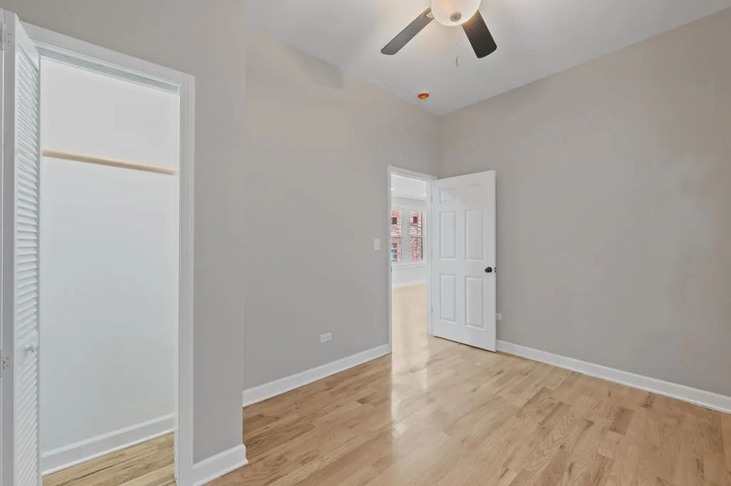 8613 S Colfax Avenue IL