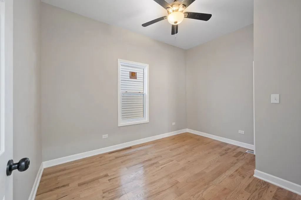 8613 S Colfax Avenue IL