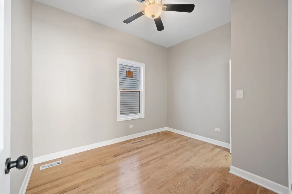 8613 S Colfax Avenue IL