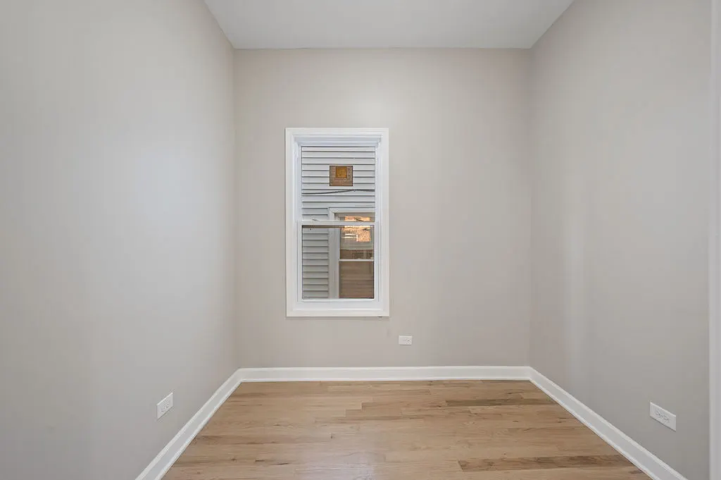 8613 S Colfax Avenue IL