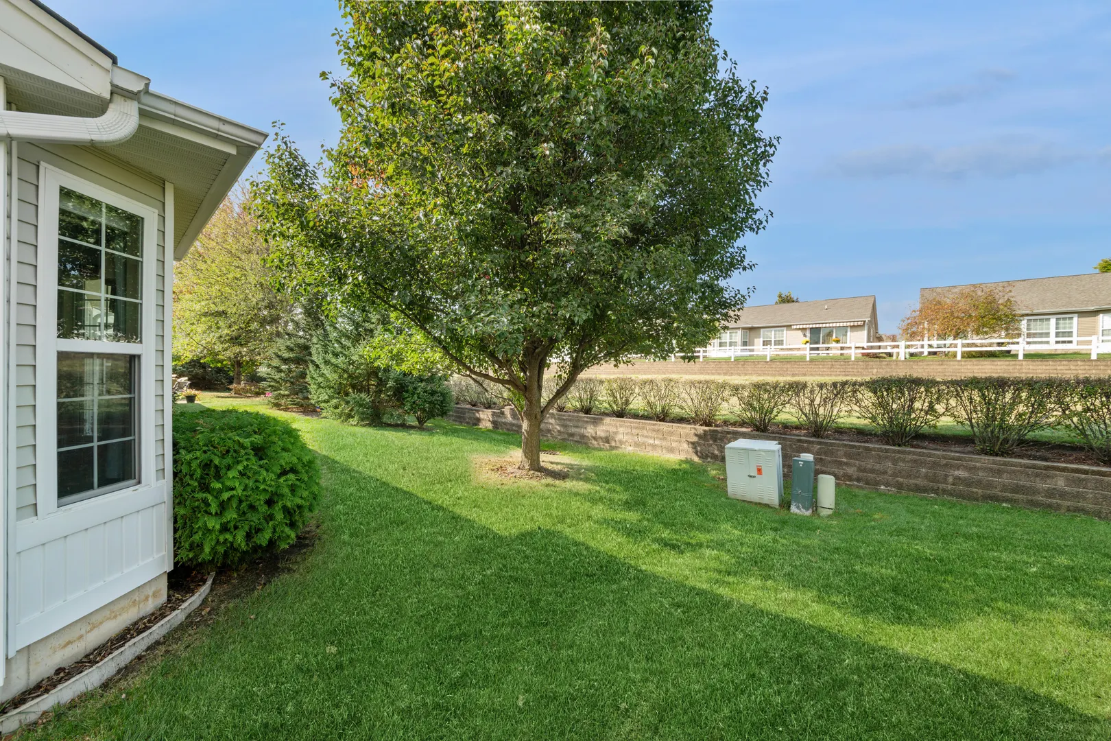 2864 Edgewater Drive IL