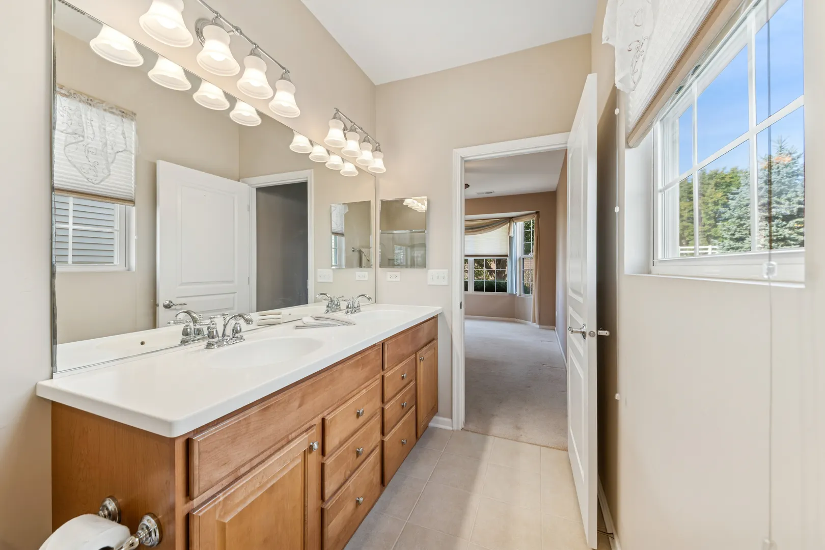 2864 Edgewater Drive IL