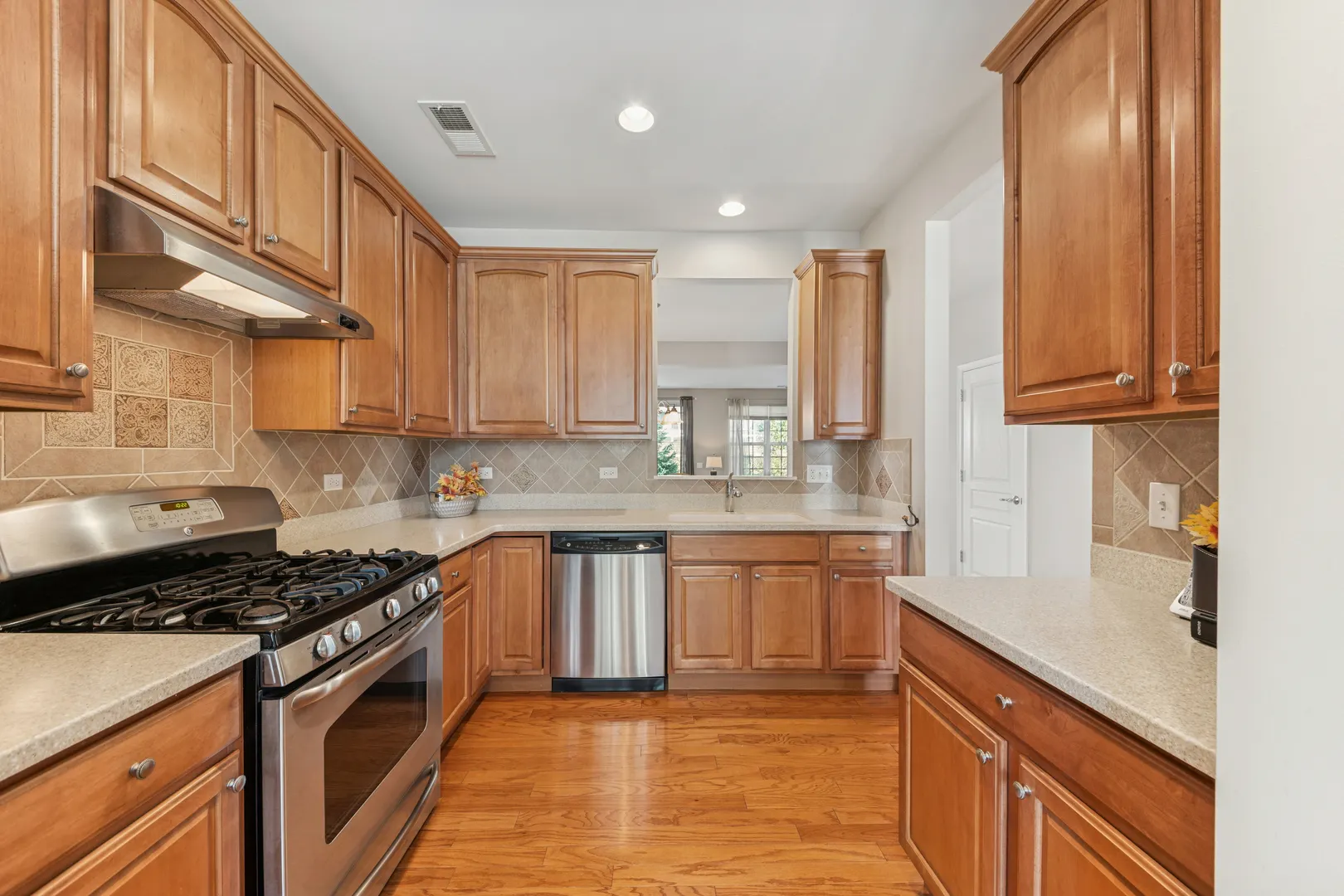 2864 Edgewater Drive IL