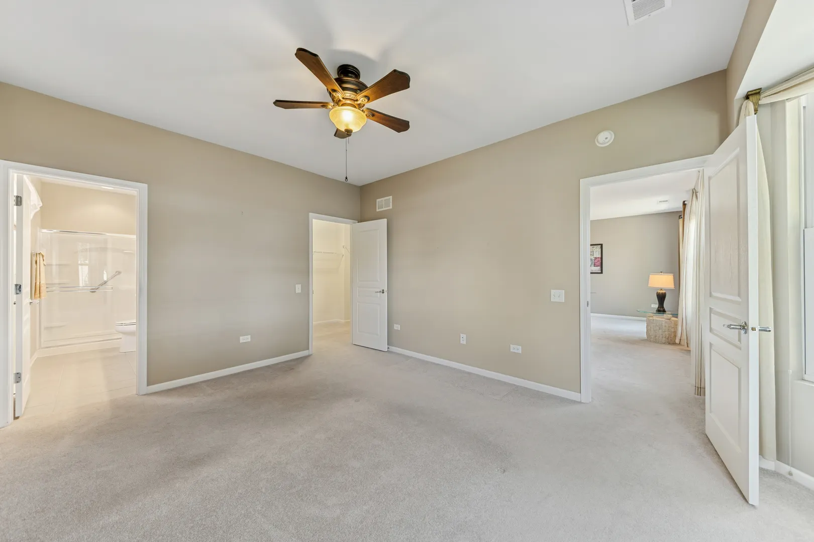 2864 Edgewater Drive IL