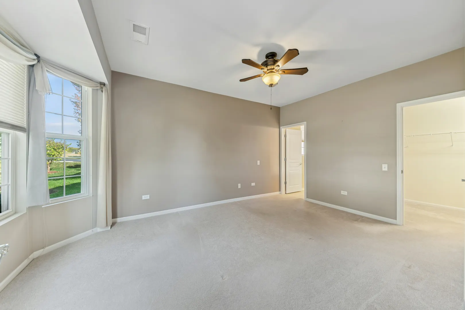 2864 Edgewater Drive IL