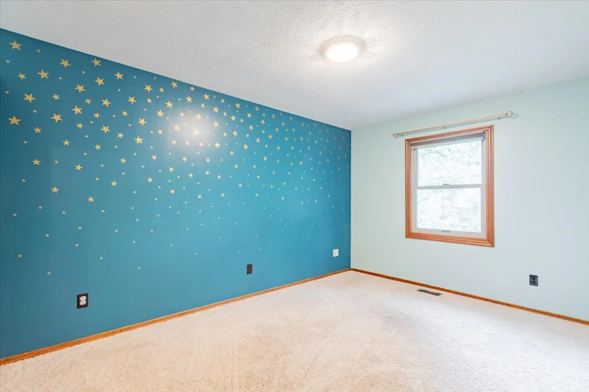 10 Inverness Drive IL
