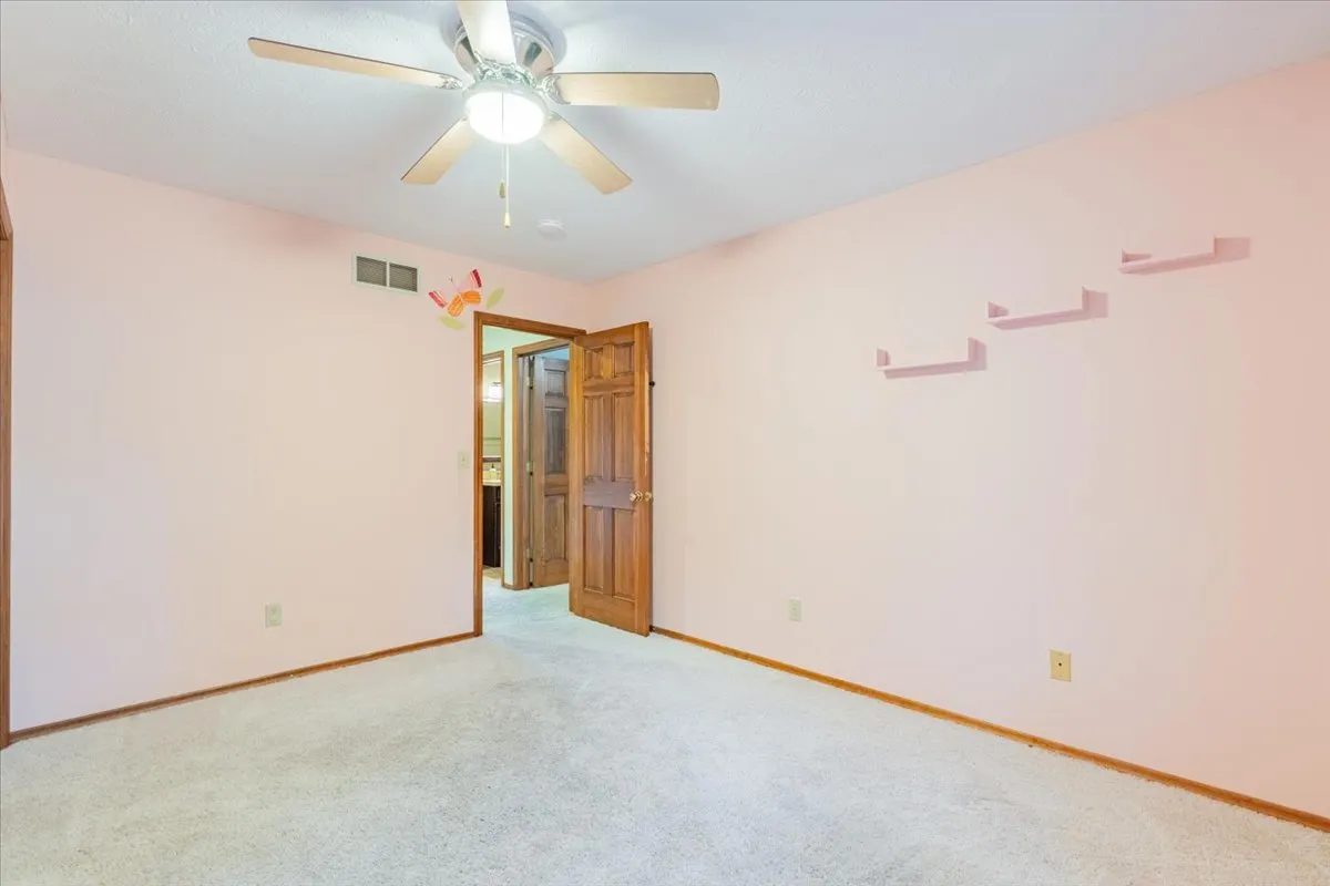 10 Inverness Drive IL