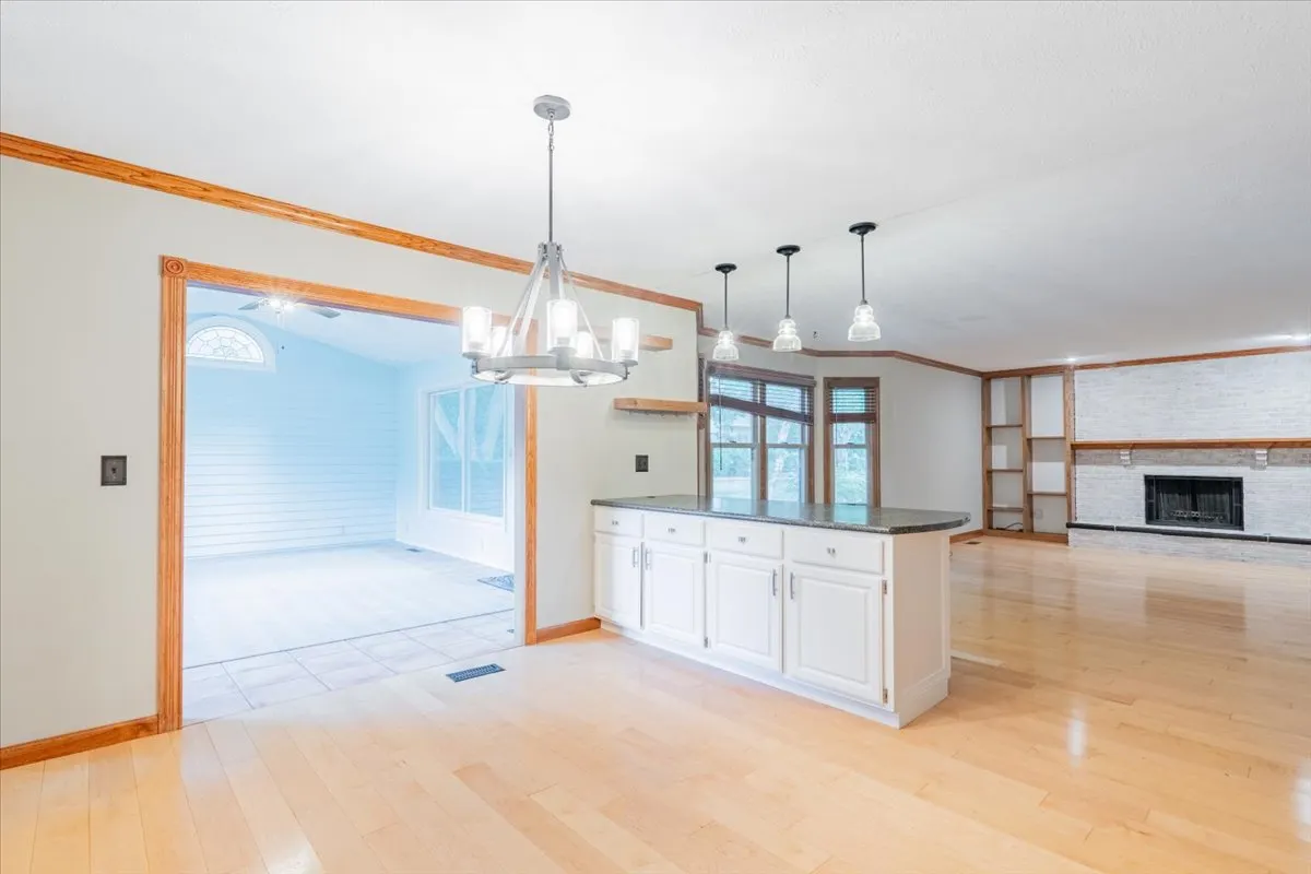 10 Inverness Drive IL
