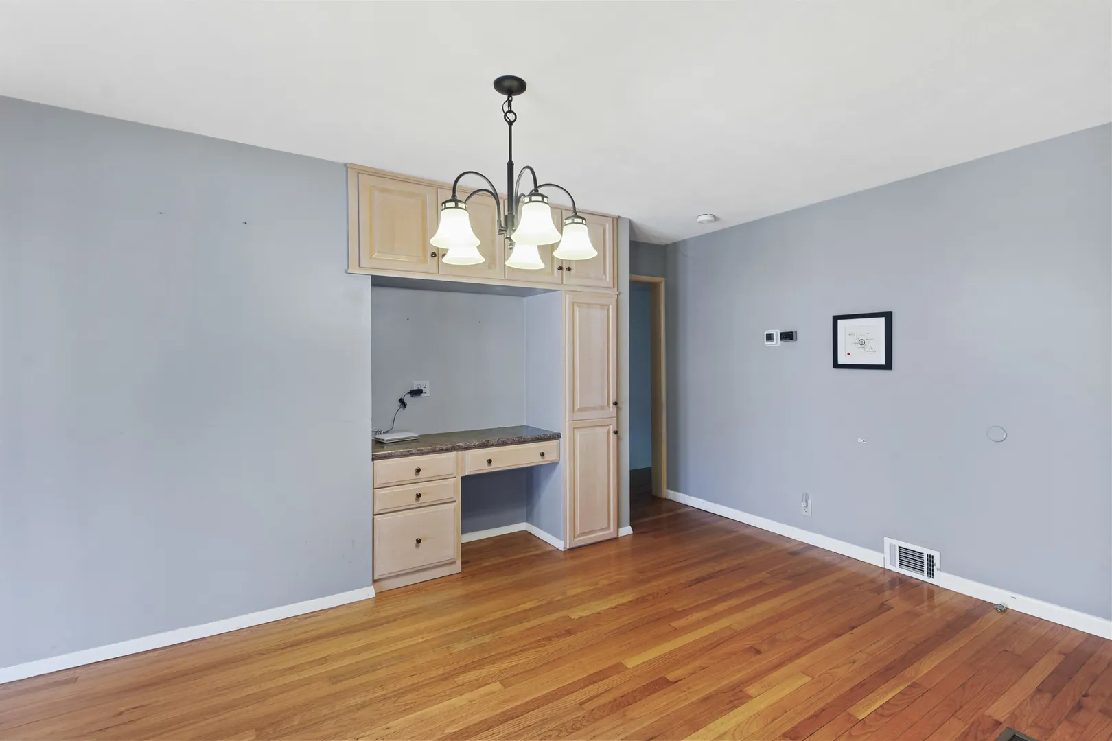 1208 W William Street IL