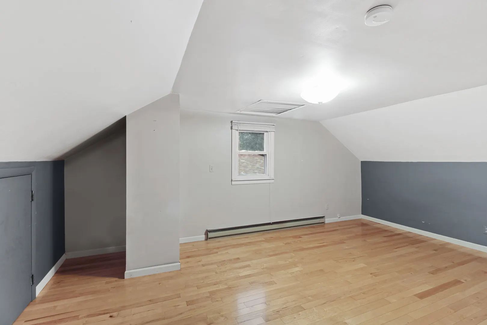 1208 W William Street IL