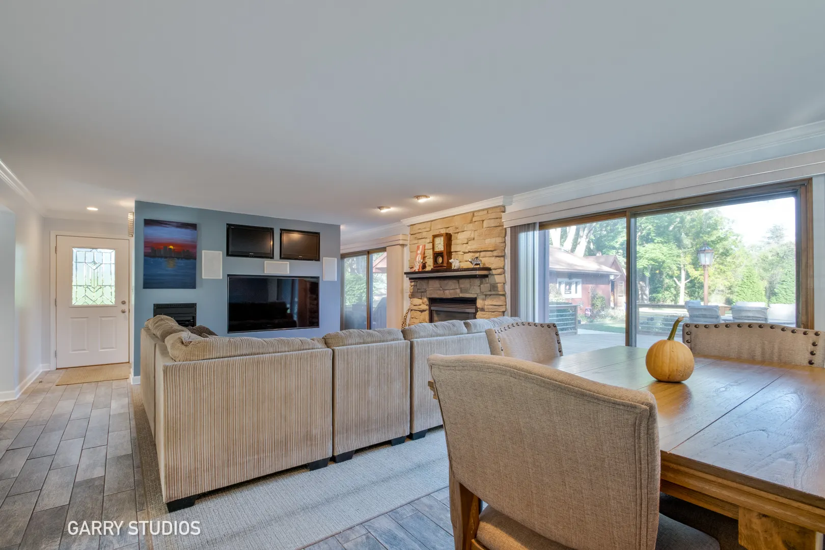 6N447 Virginia Road IL