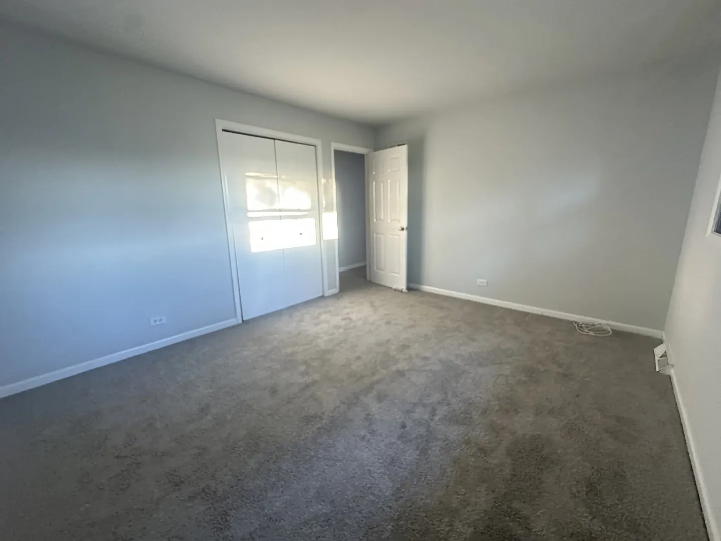 736 Tama Court IL