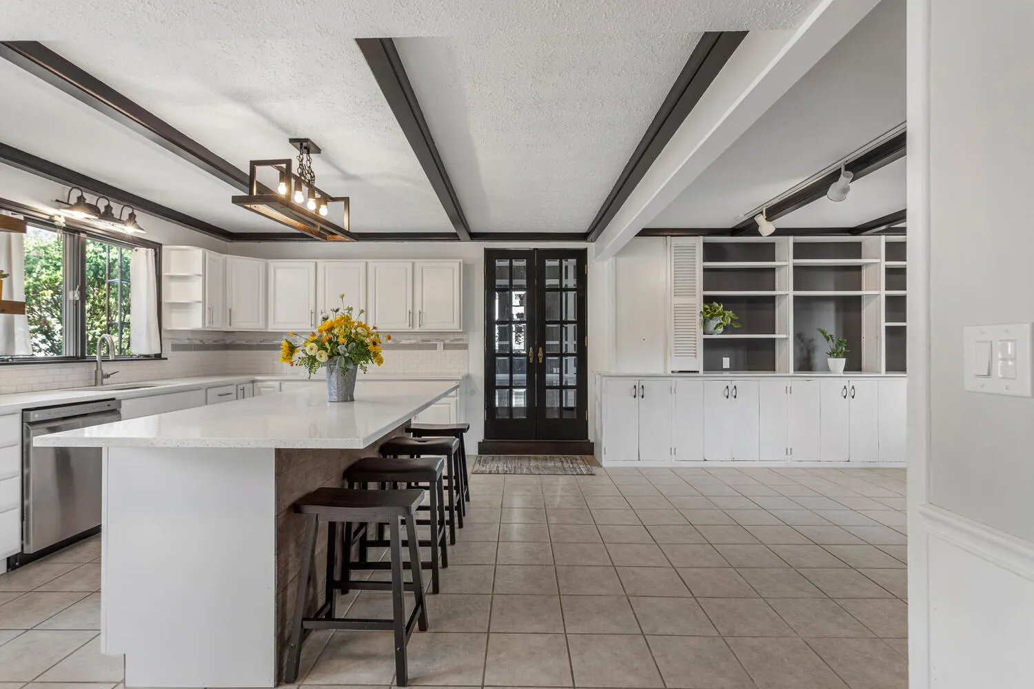 411 Crestwood Drive IL