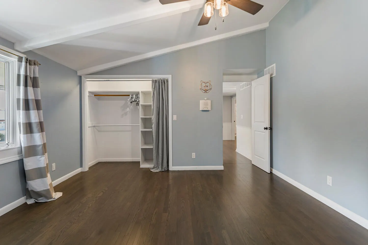 411 Crestwood Drive IL