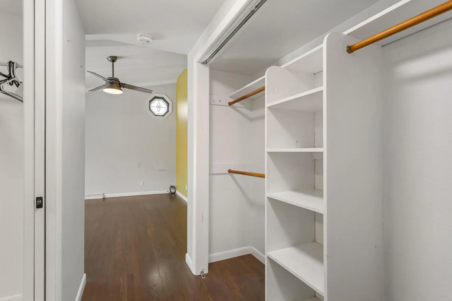 411 Crestwood Drive IL