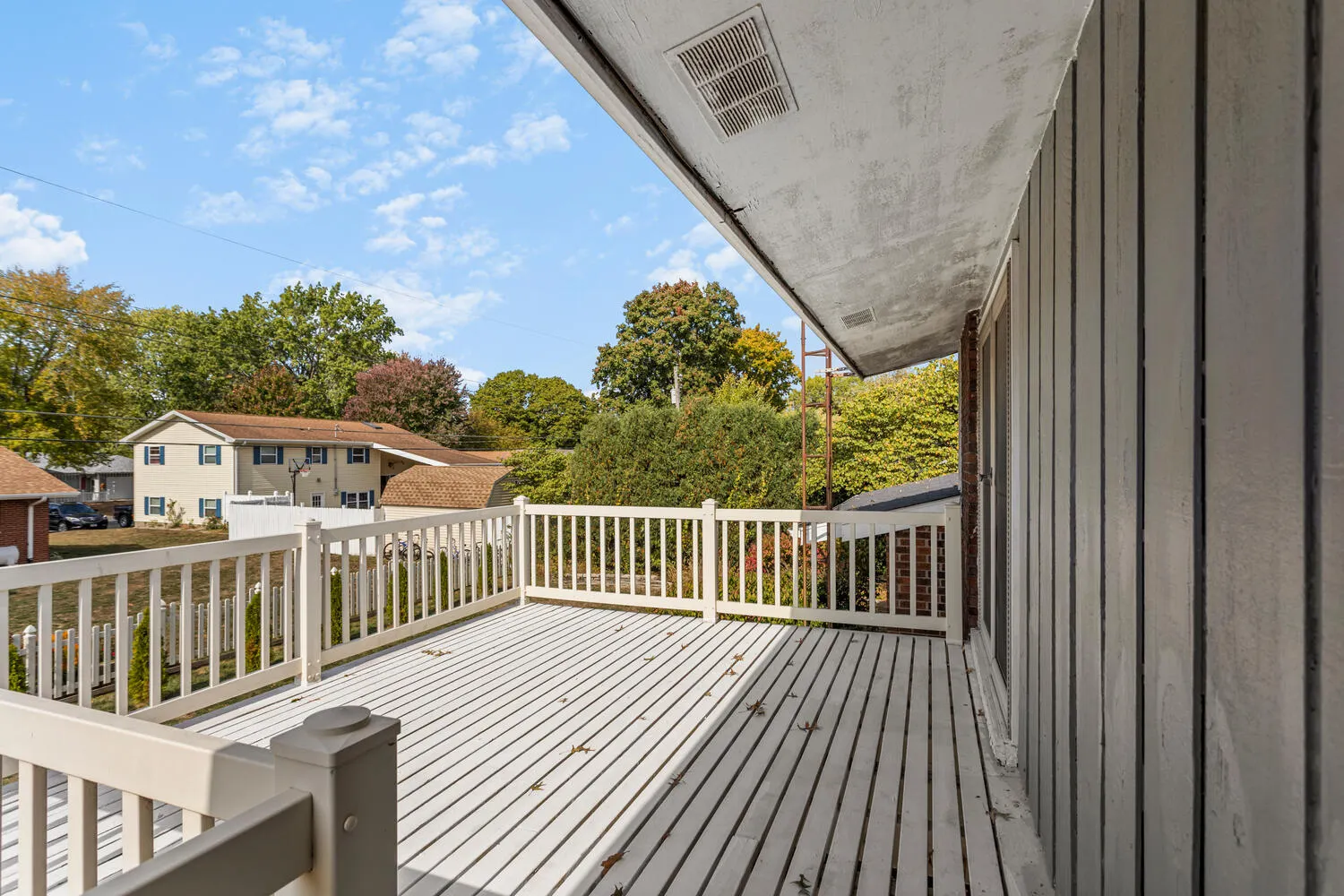 411 Crestwood Drive IL