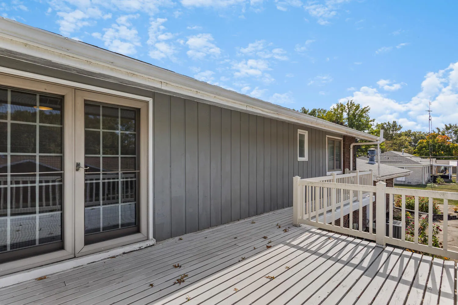 411 Crestwood Drive IL