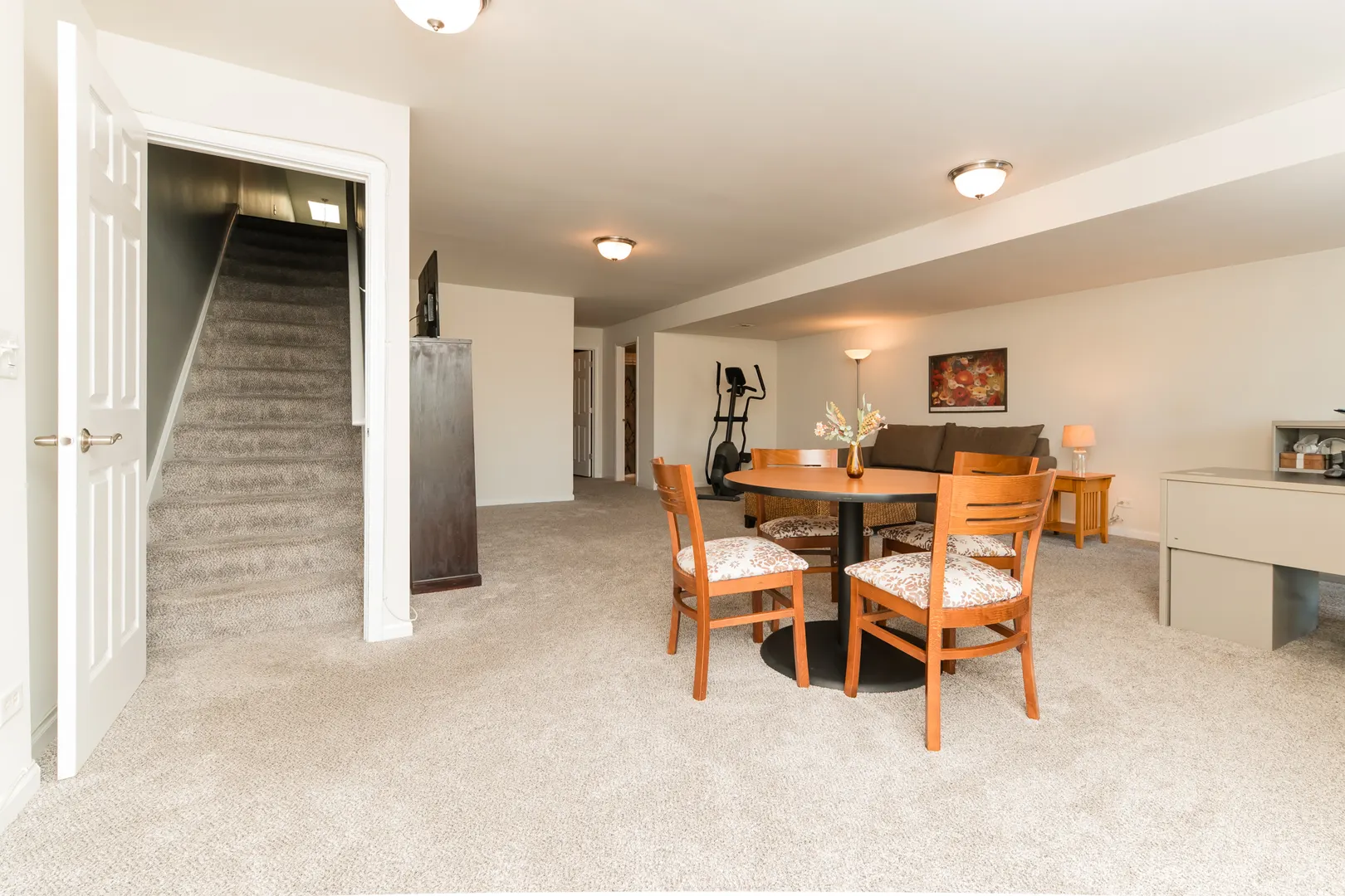 248 W Fairview Way 4 IL