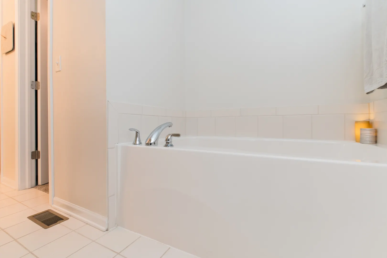248 W Fairview Way 4 IL