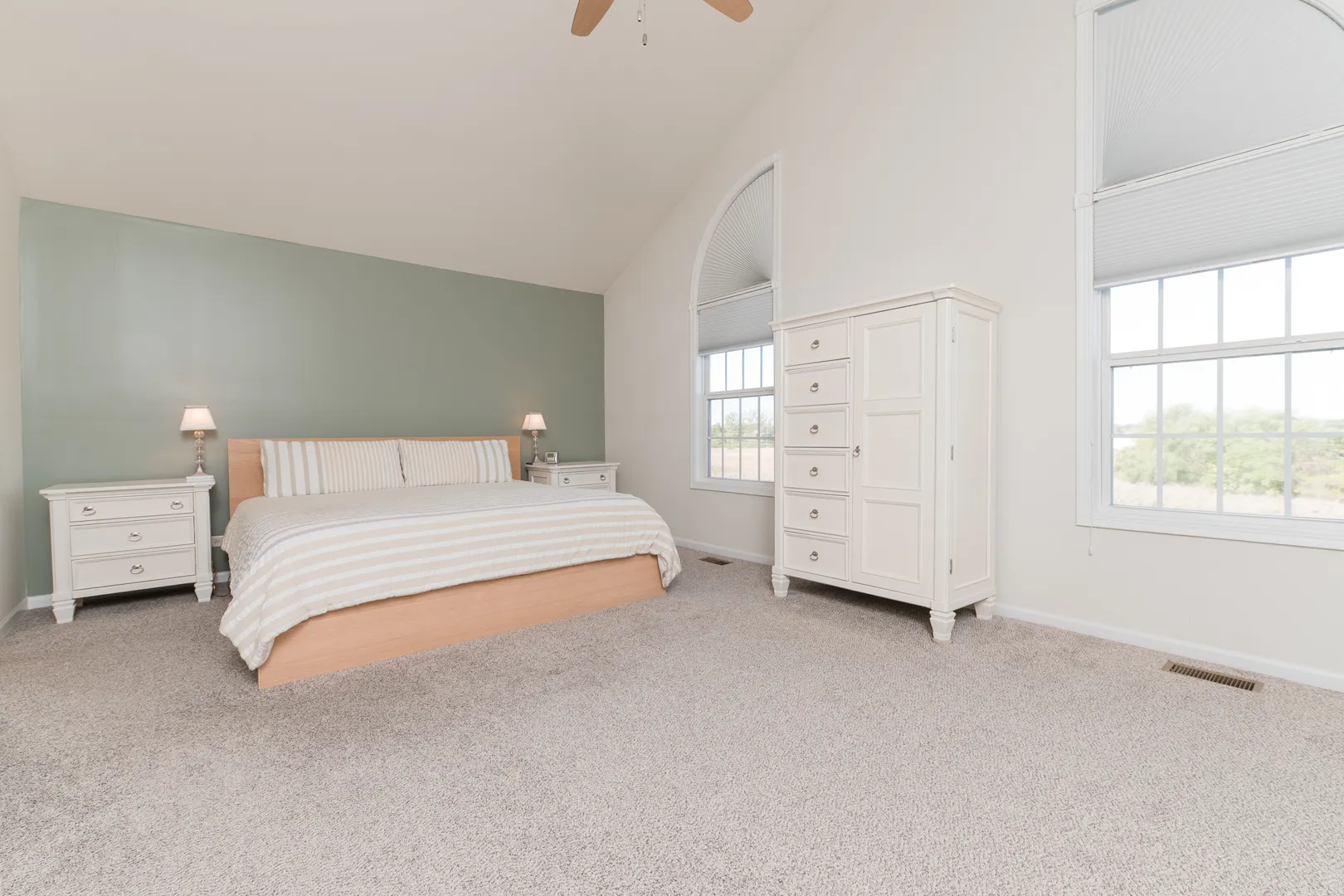 248 W Fairview Way 4 IL