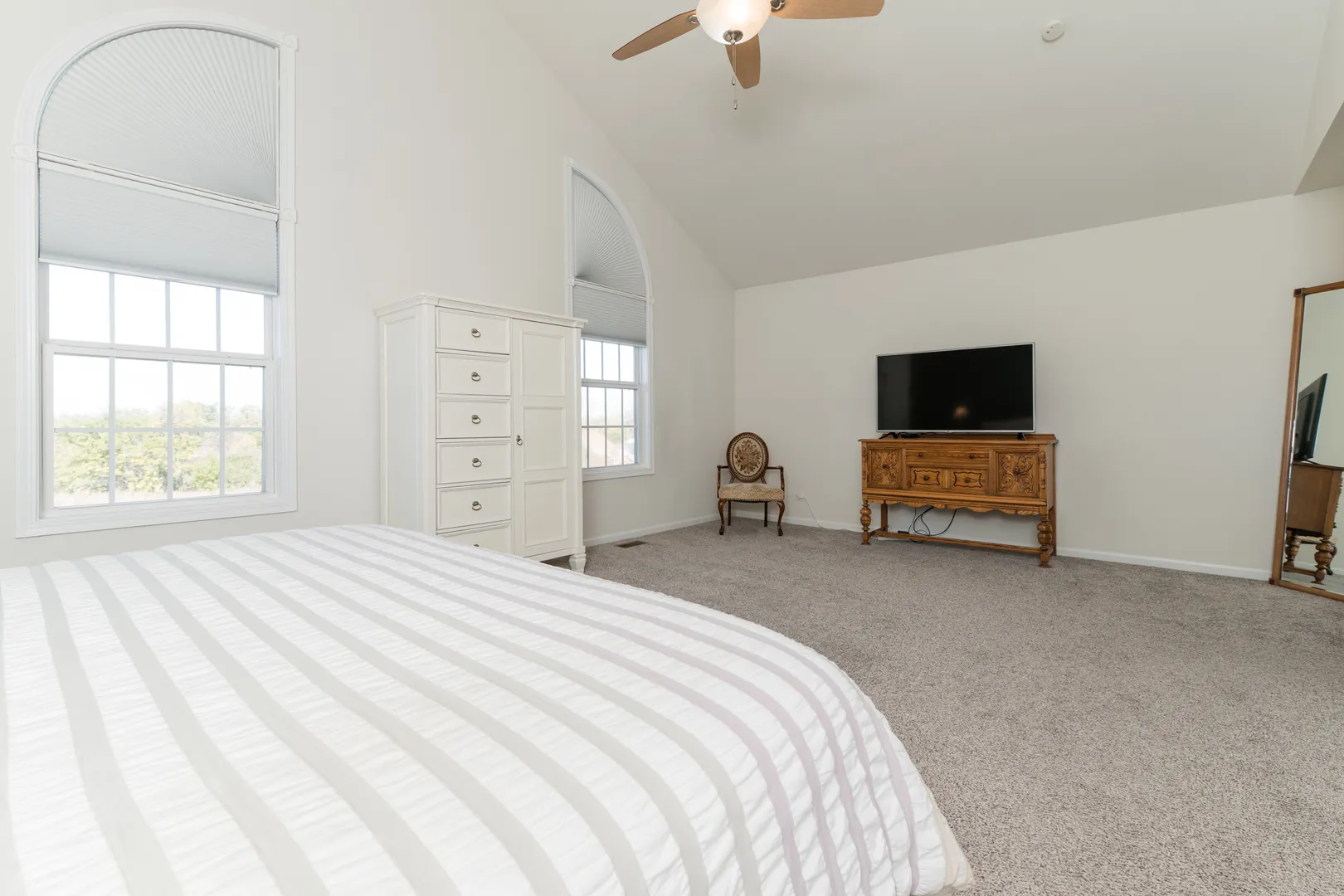 248 W Fairview Way 4 IL