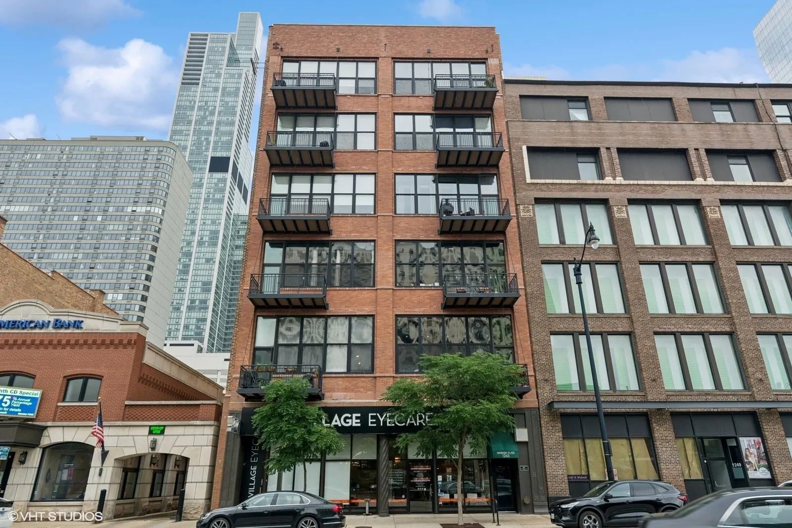 1243 S Wabash Avenue 302 IL
