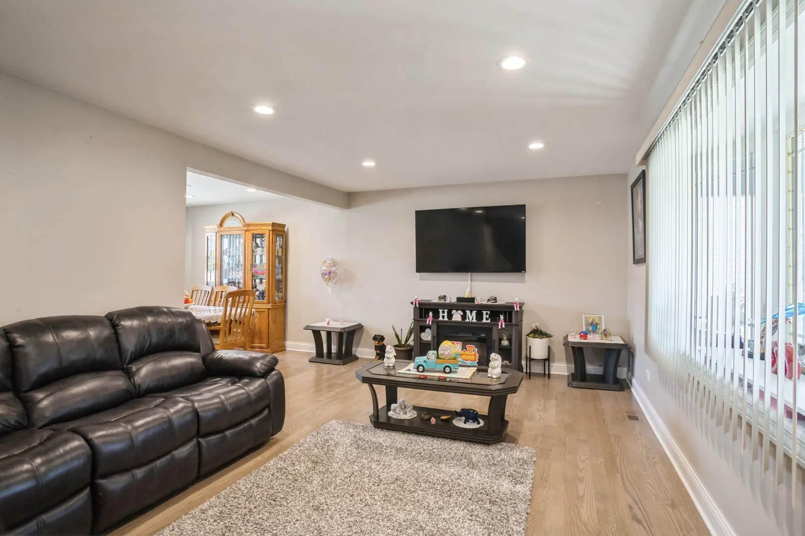 1109 S Lavergne Drive IL