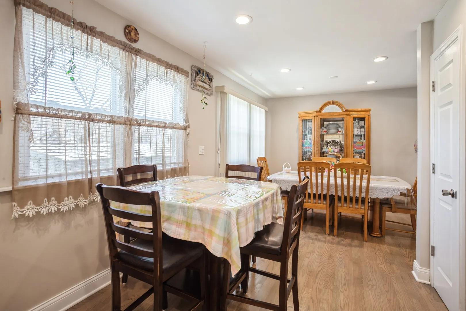 1109 S Lavergne Drive IL