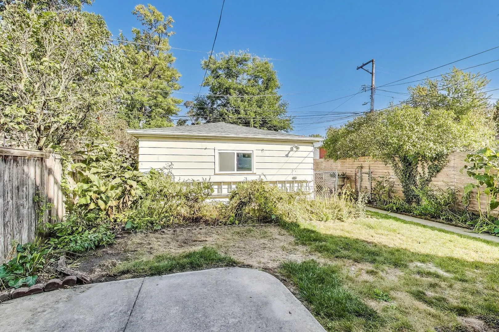 5807 N Sacramento Avenue IL
