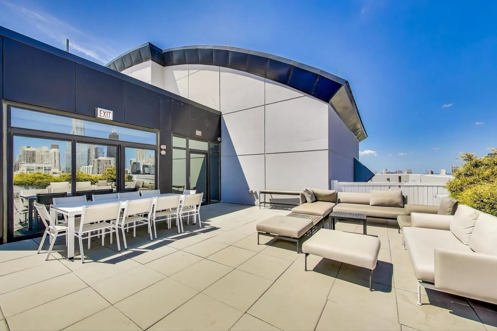 435 W Erie Street 1401 IL