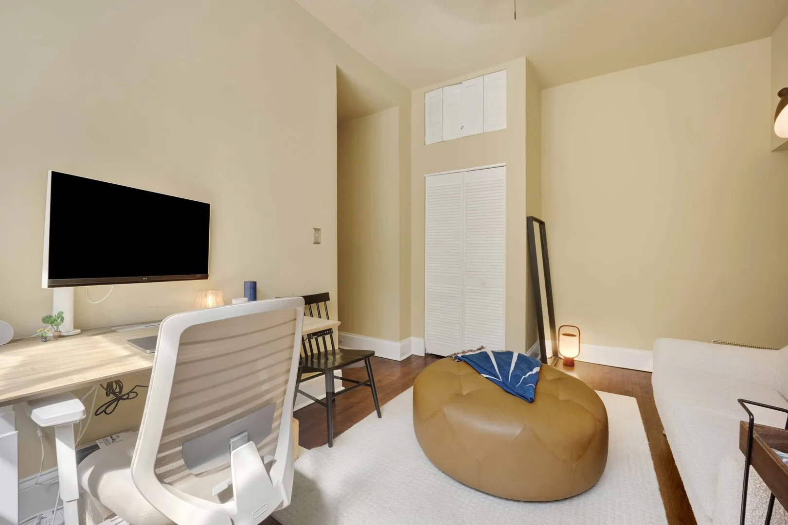 63 E Cedar Street 4B IL