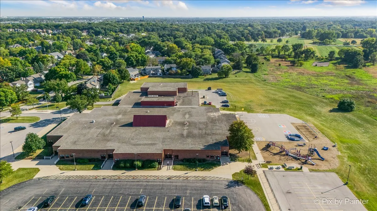 327 Danbury Drive IL