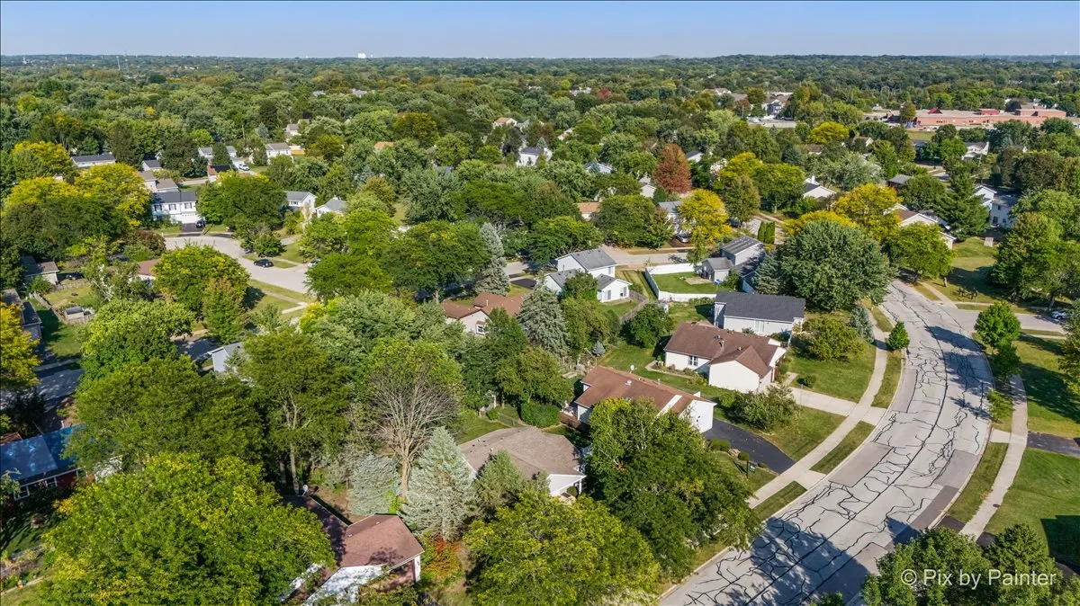 327 Danbury Drive IL