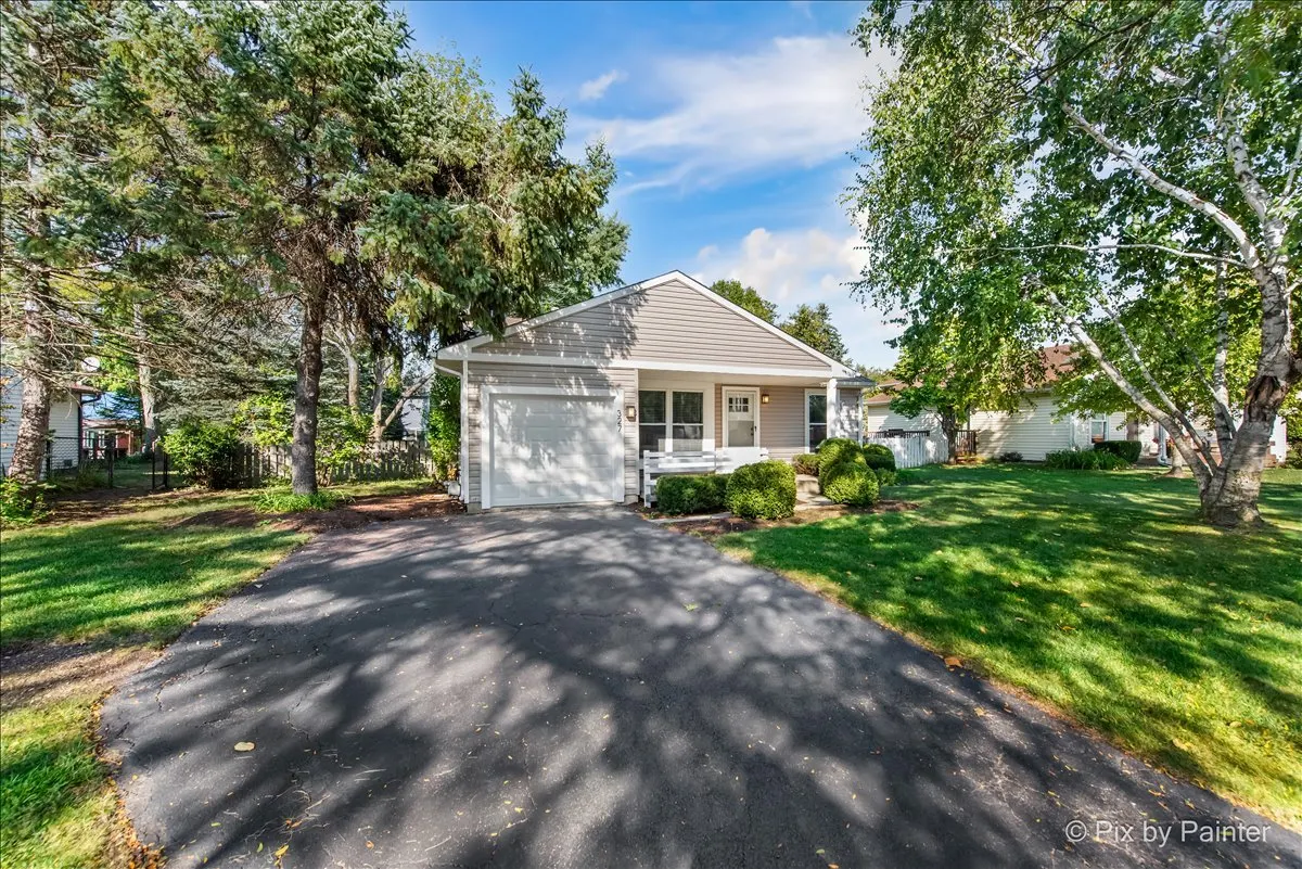 327 Danbury Drive IL
