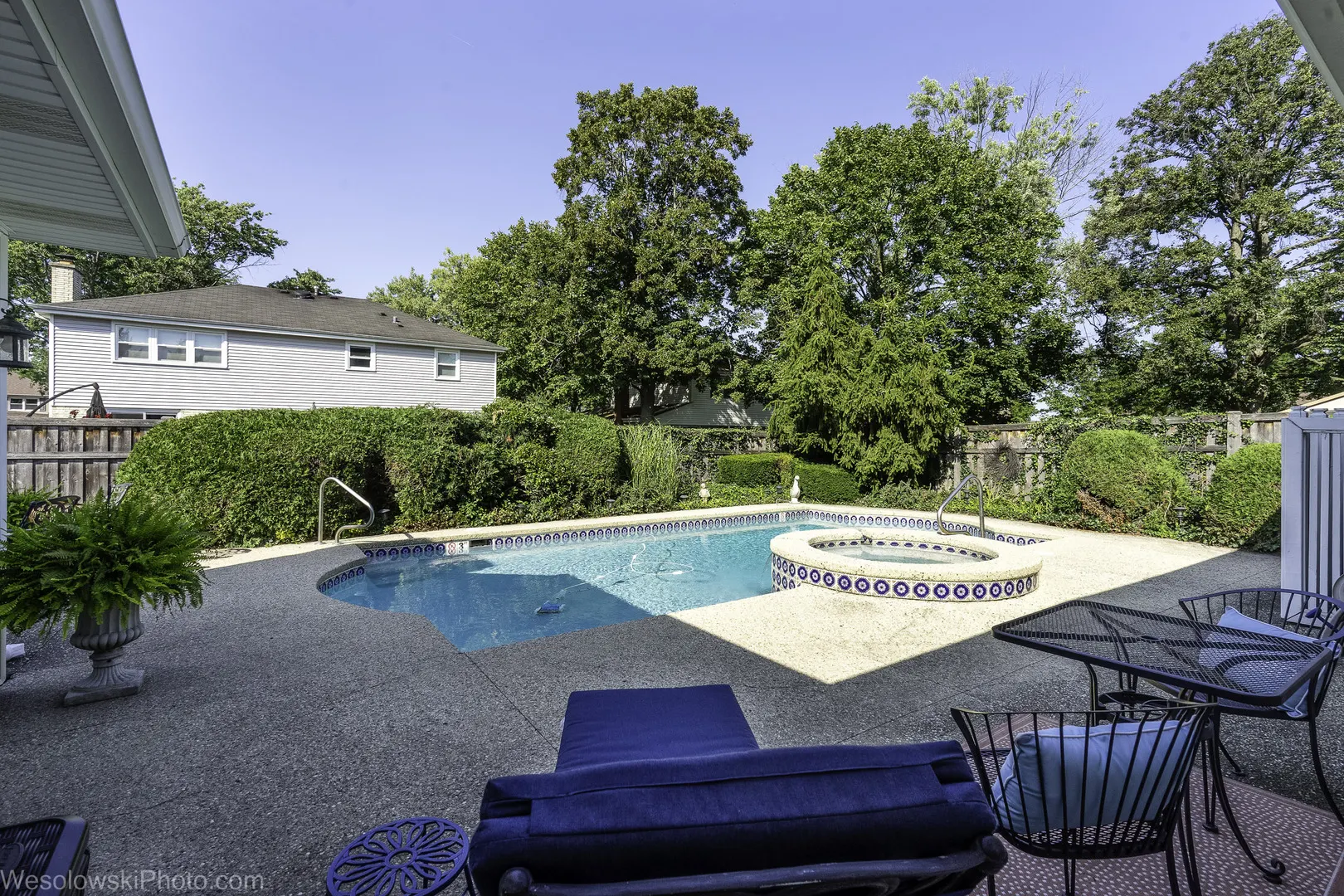 1622 E Greenwood Drive IL