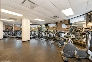 5415 N Sheridan Road 4805 IL