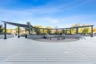 5415 N Sheridan Road 4805 IL