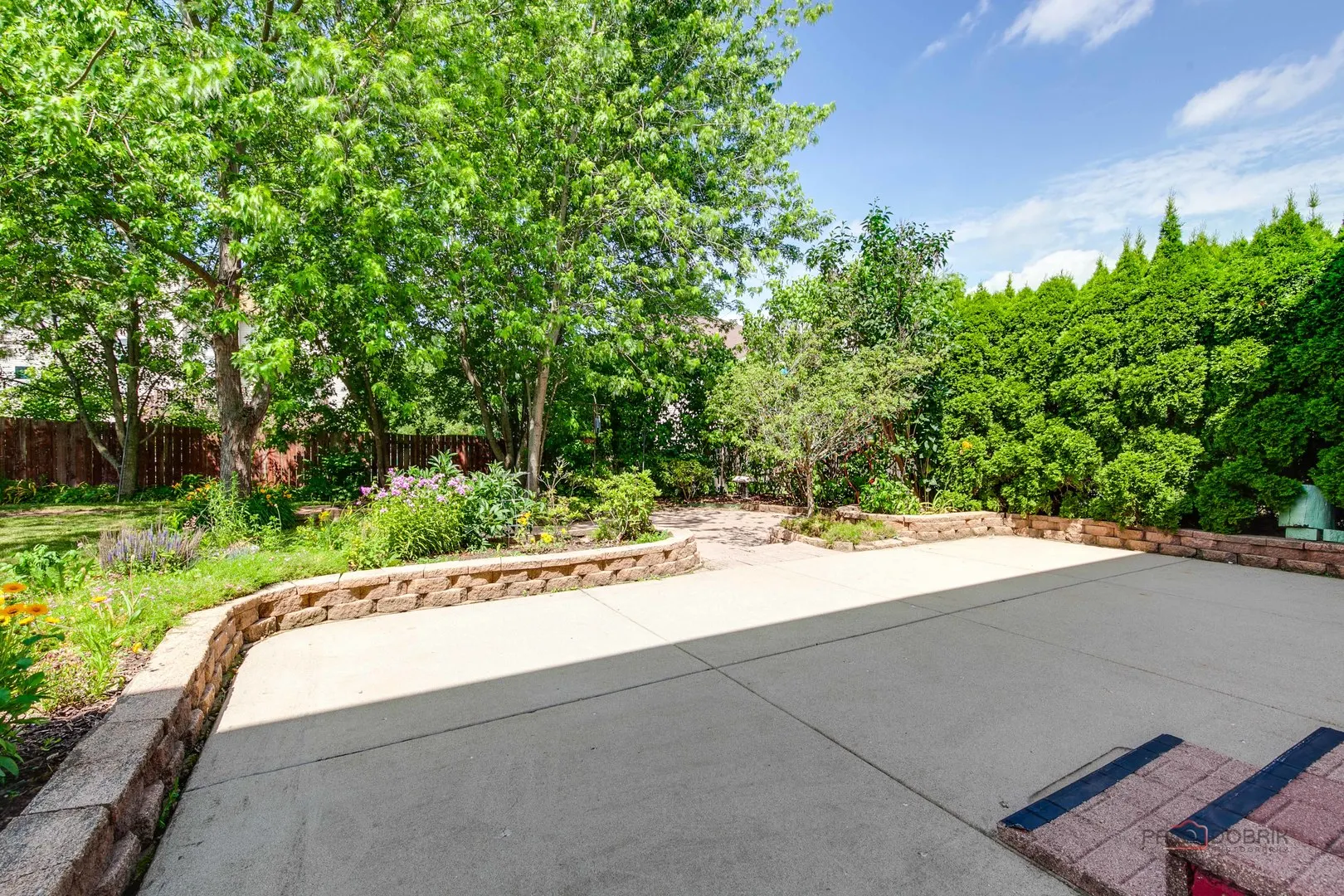 2208 SANCTUARY Court IL