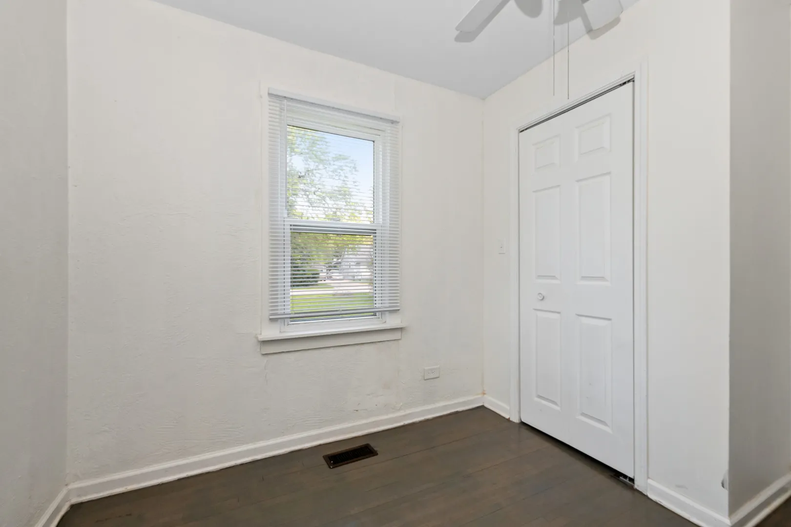 3737 Rose Manor Terrace IL