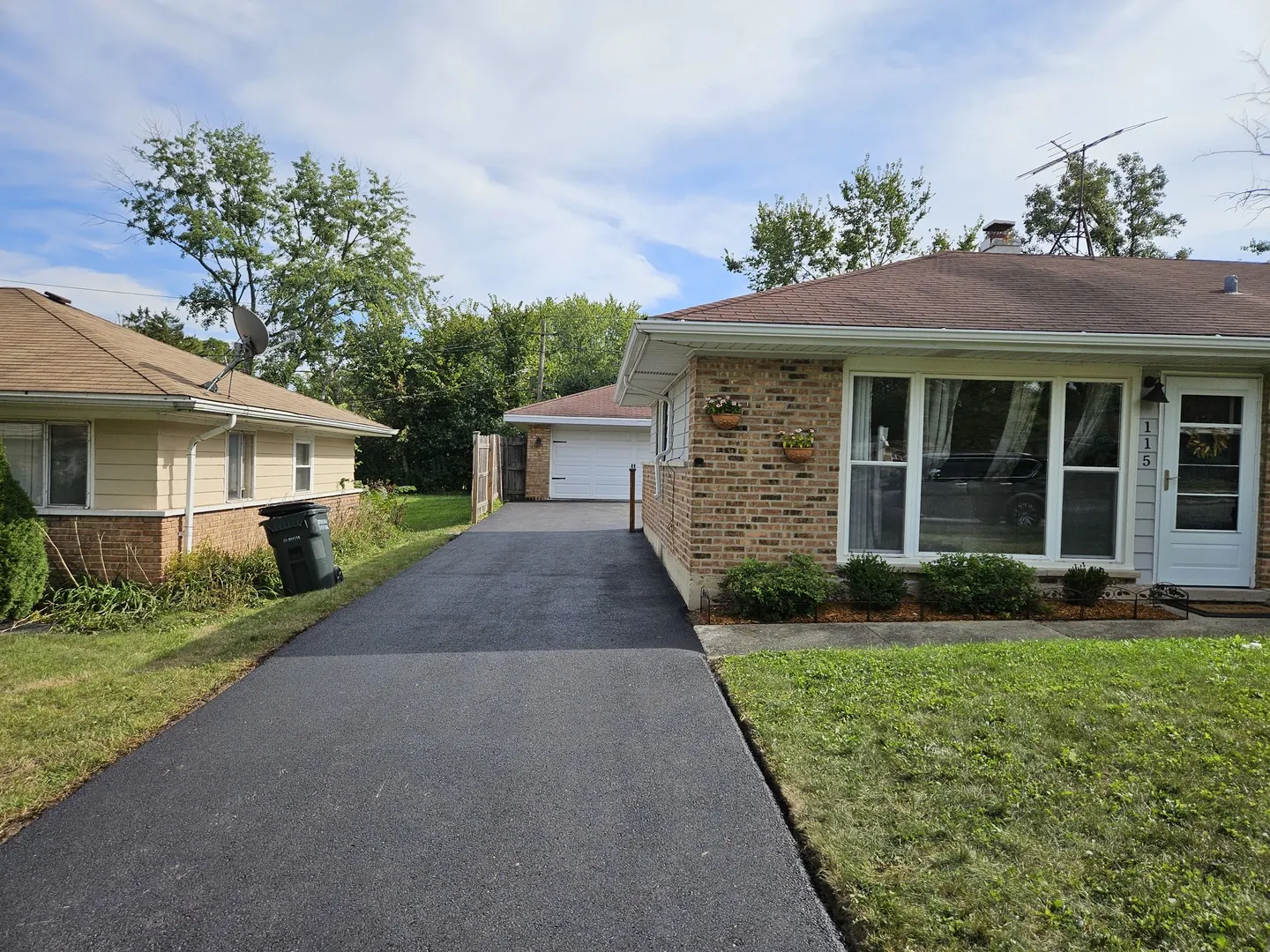 115 Shabbona Drive IL