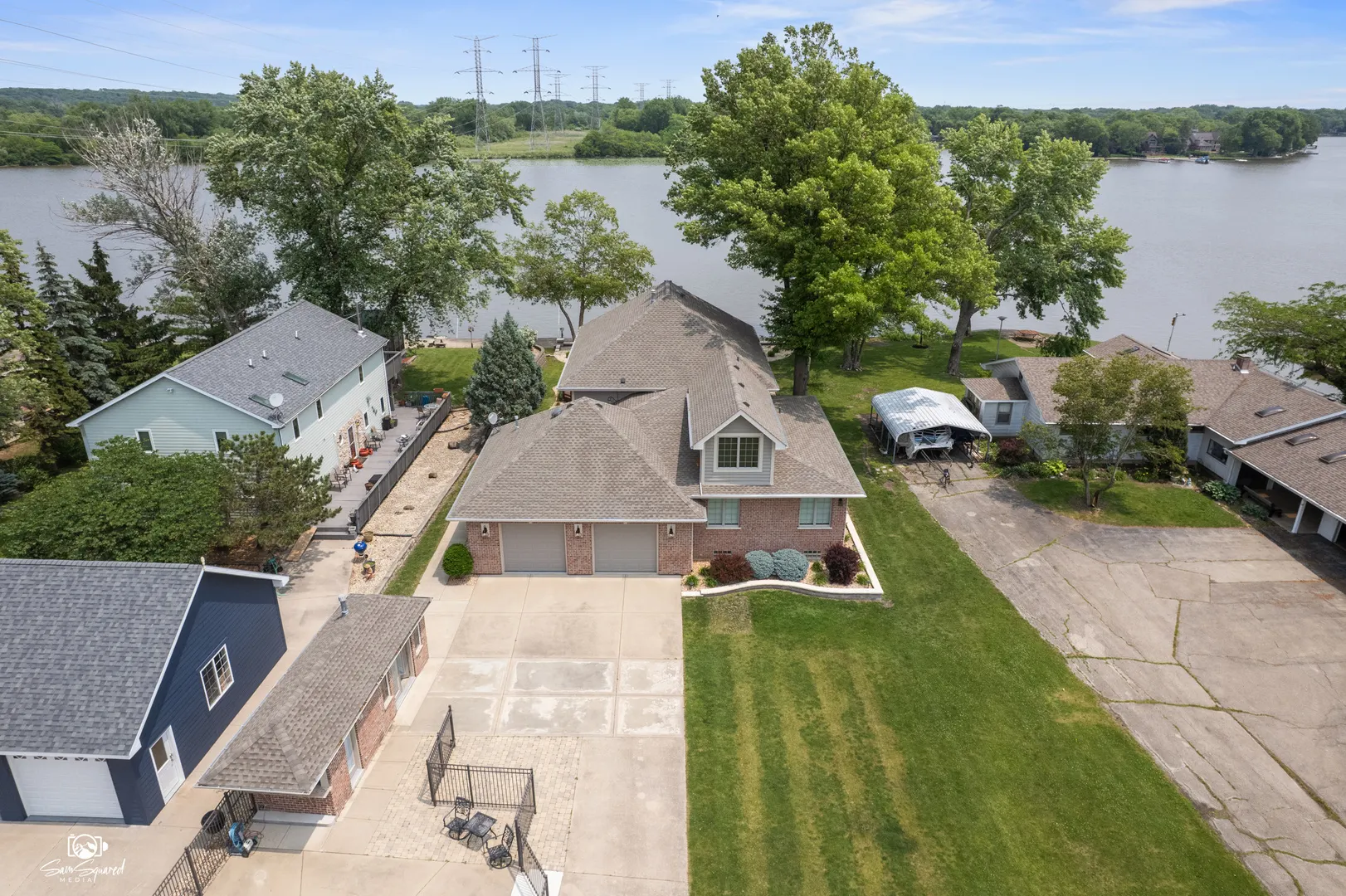 8043 Tamarack Lane IL