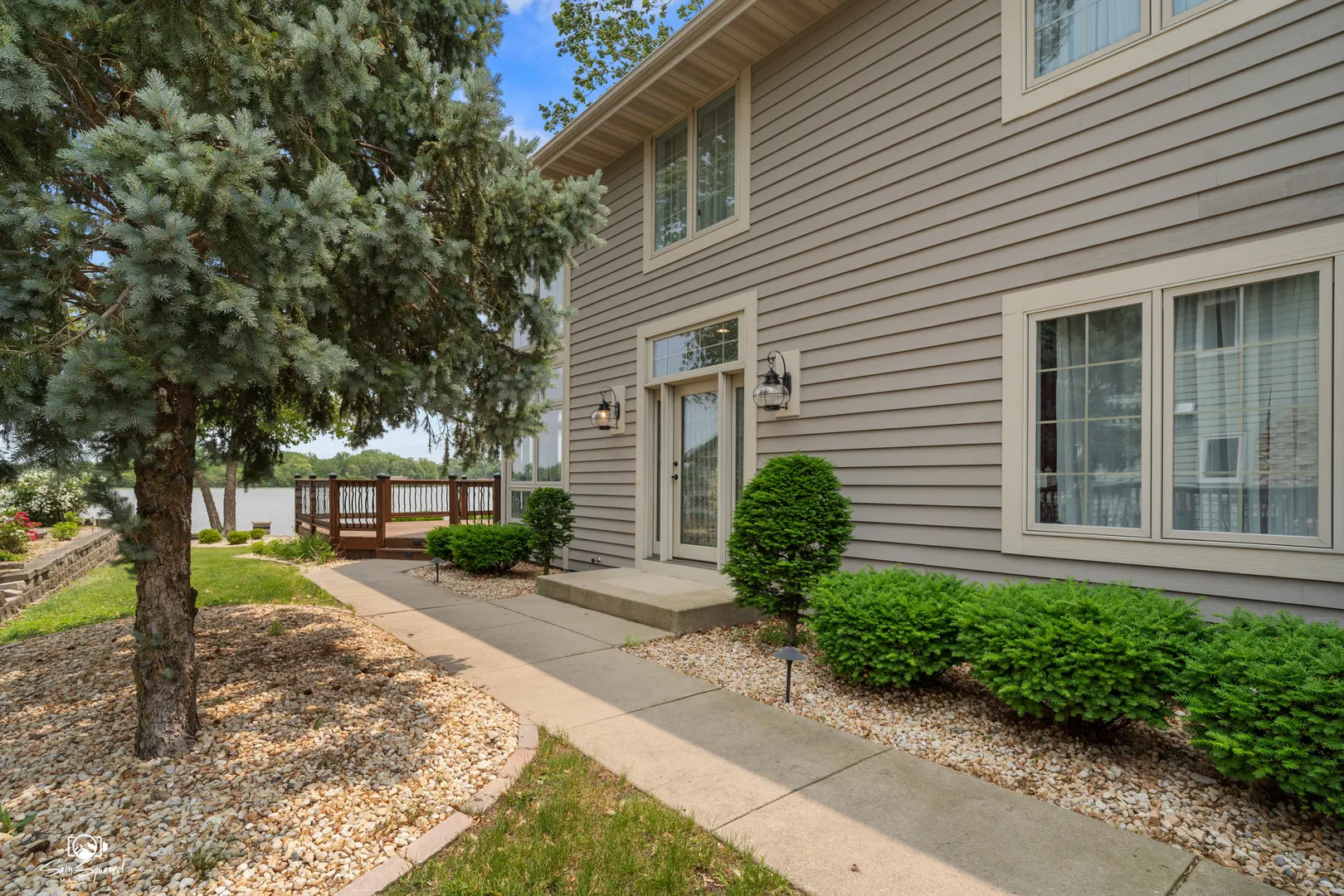 8043 Tamarack Lane IL
