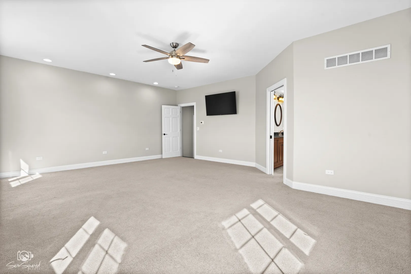 8043 Tamarack Lane IL
