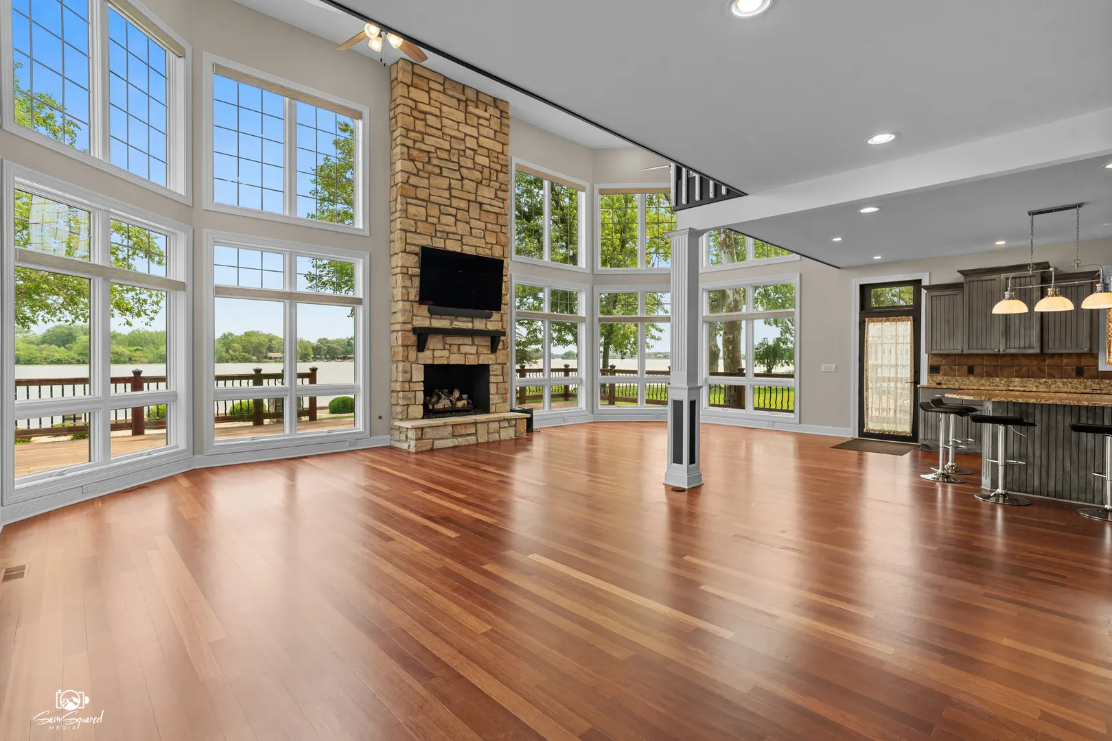 8043 Tamarack Lane IL