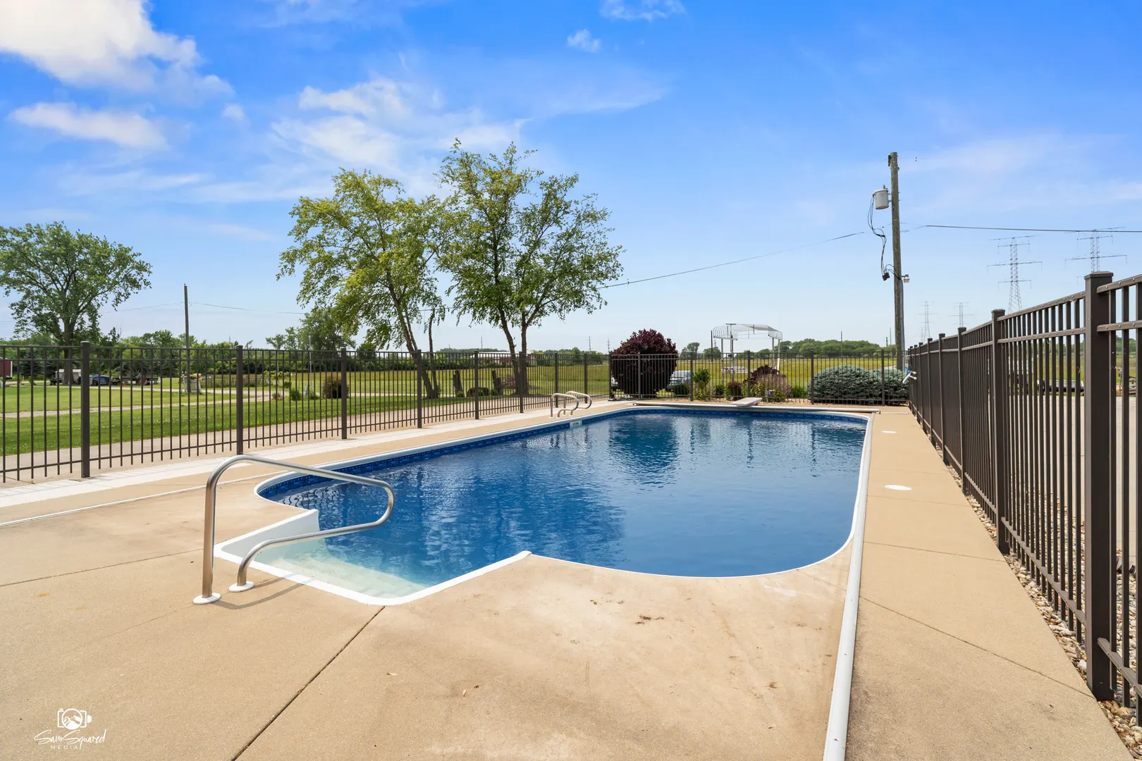 8043 Tamarack Lane IL