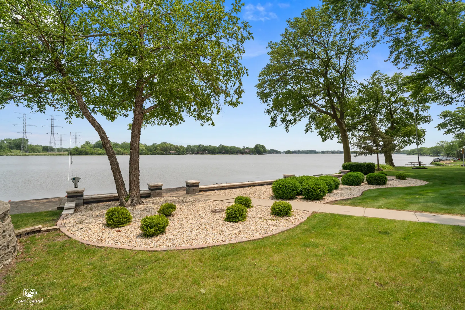 8043 Tamarack Lane IL