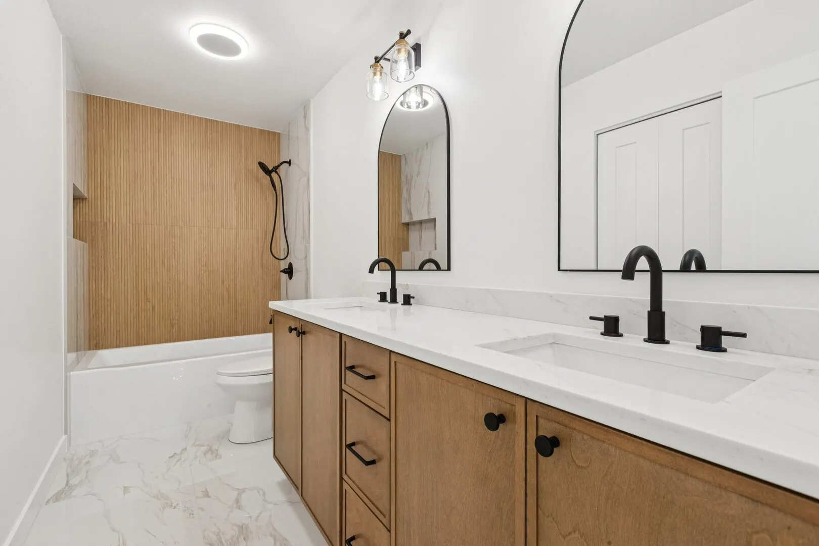 369 Mallard Lane IL