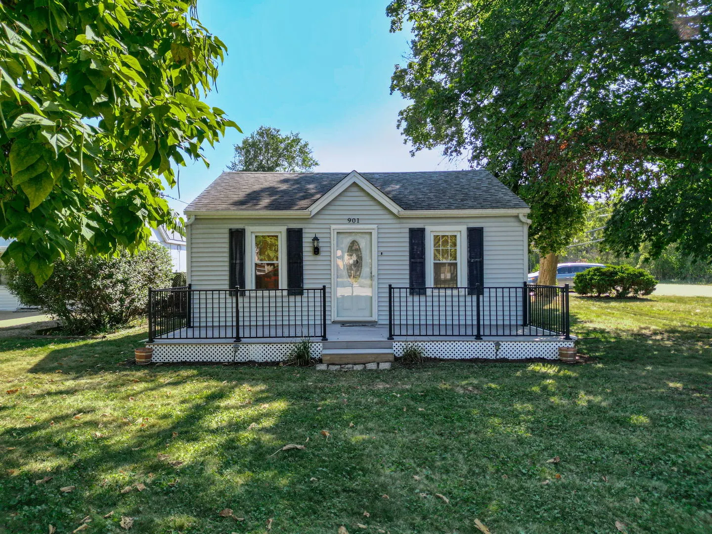 901 E Babcock Avenue IL