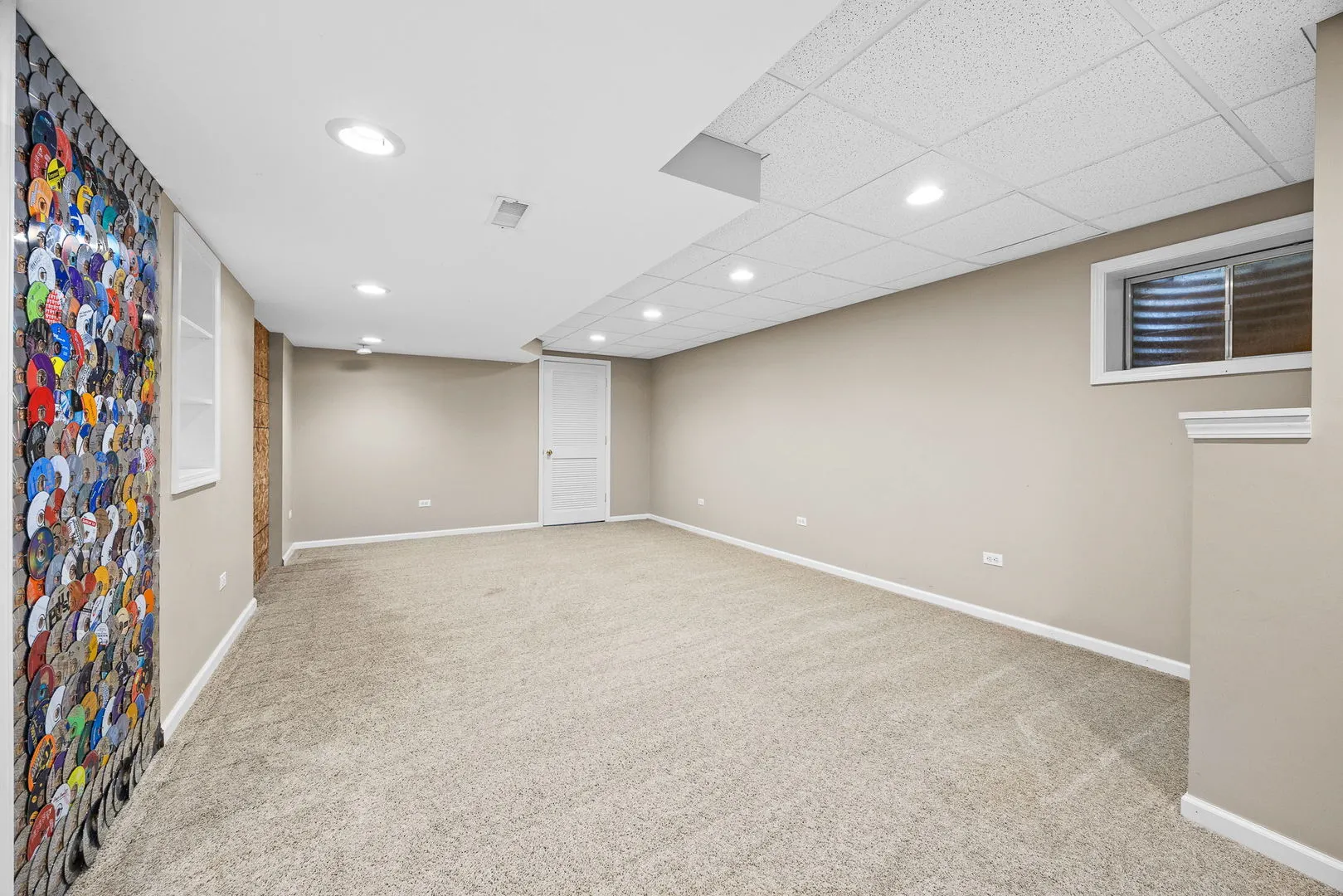 719 Pinecreek Drive IL