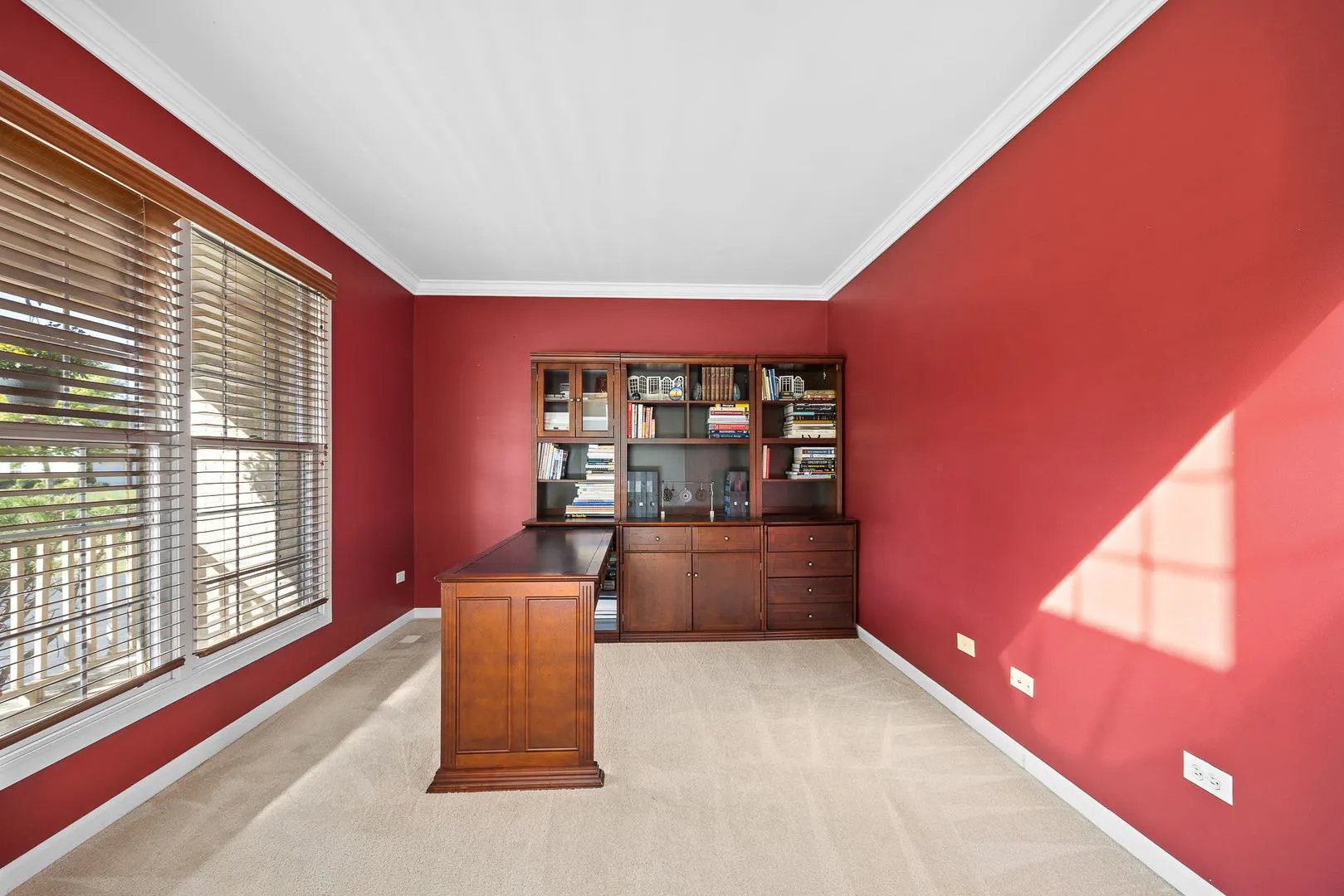 719 Pinecreek Drive IL